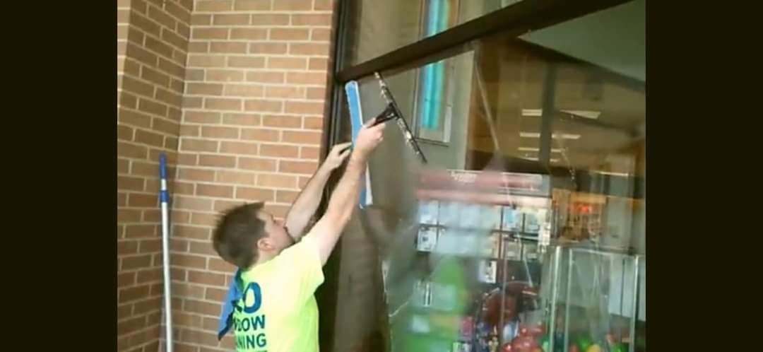 Commercial window cleaning Louisville
